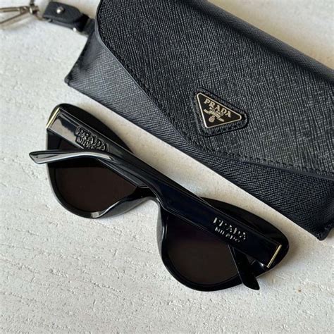 prada sunglasses 0pr 13ys black|Prada PR 13YS Black Sunglasses .